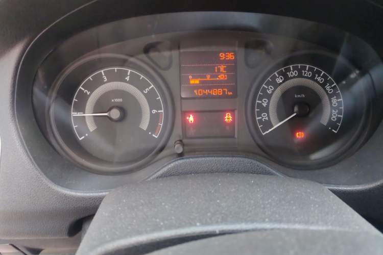 Used Peugeot 301 2014 1.6L Manual Comfort Edition Instrument Cluster