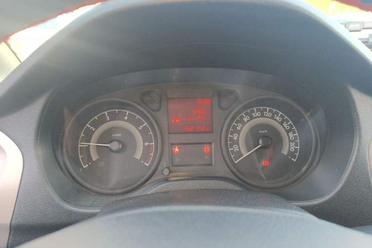 Used Peugeot 301 2014 1.6L Manual Comfort Edition Instrument Cluster