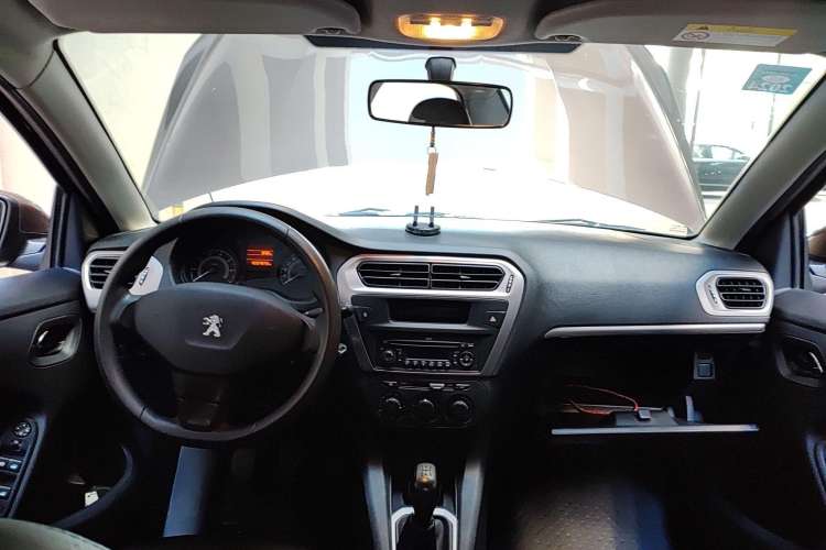 Used Peugeot 301 2014 1.6L Manual Comfort Edition Interior 3