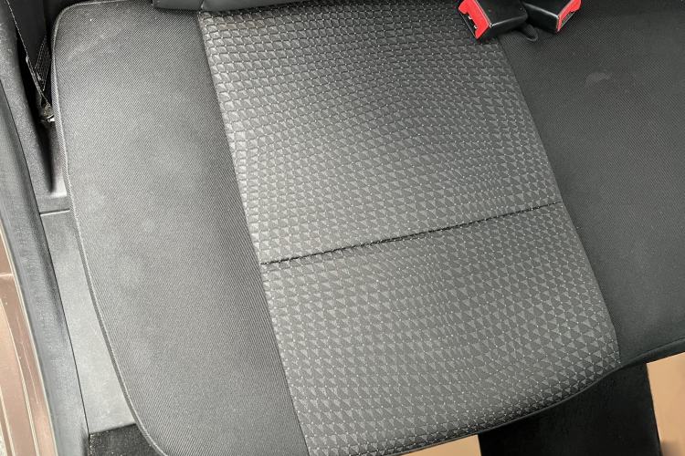 Used Peugeot 301 2014 1.6L Automatic Comfort Edition Interior 8