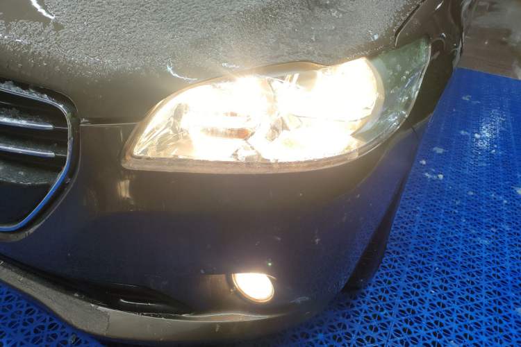 Used Peugeot 301 2014 1.6L Automatic Luxury Edition Left Front Headlight