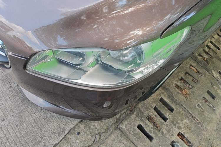 Used Peugeot 301 2014 1.6L Manual Comfort Edition Left Front Headlight