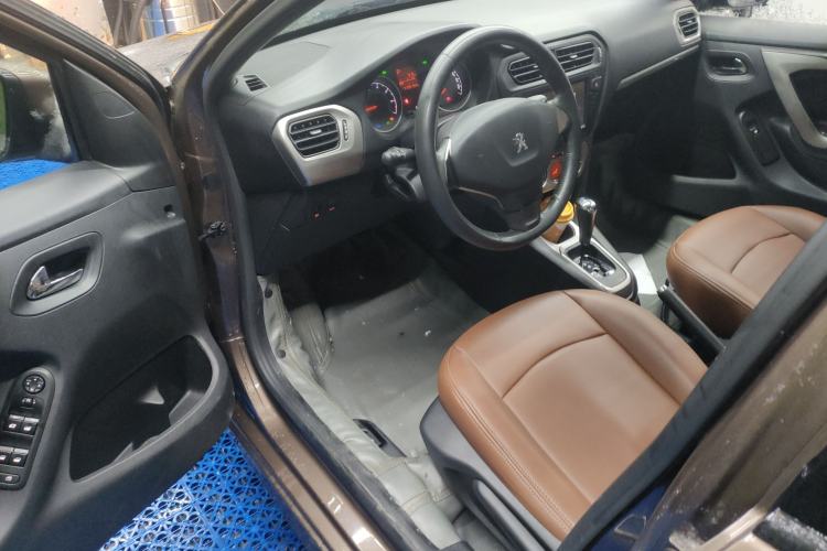 Used Peugeot 301 2014 1.6L Automatic Luxury Edition Left Front Seat