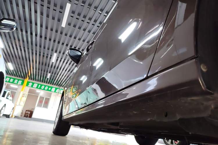 Used Peugeot 301 2014 1.6L Manual Comfort Edition Left Side Sill