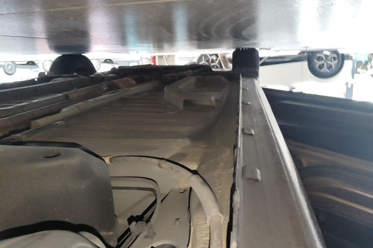 Used Peugeot 301 2014 1.6L Manual Comfort Edition Left Side Sill