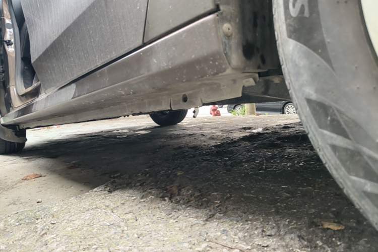 Used Peugeot 301 2014 1.6L Manual Comfort Edition Left Side Sill