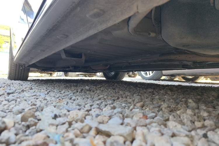 Used Peugeot 301 2014 1.6L Manual Comfort Edition Left Side Sill