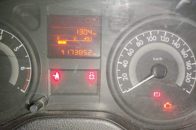 Used Peugeot 301 2014 1.6L Manual Comfort Edition CNG Odometer Close Up