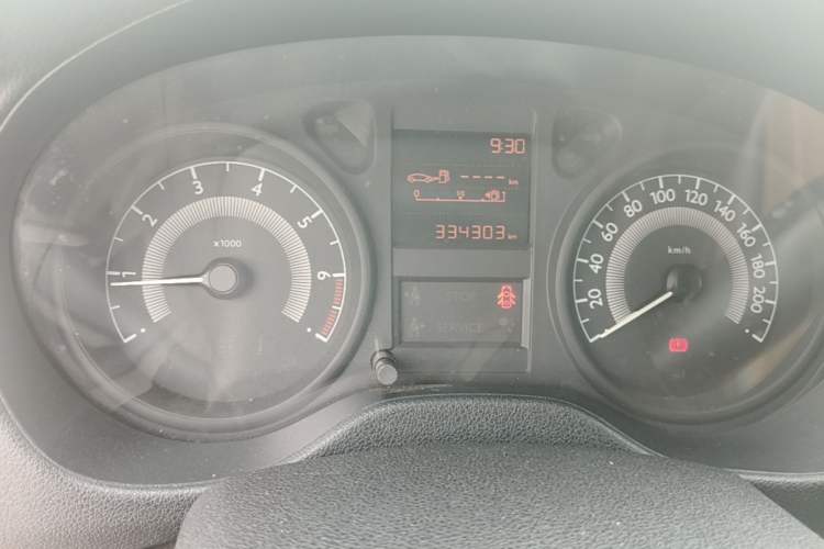 Used Peugeot 301 2014 1.6L Manual Comfort Edition Odometer Close Up