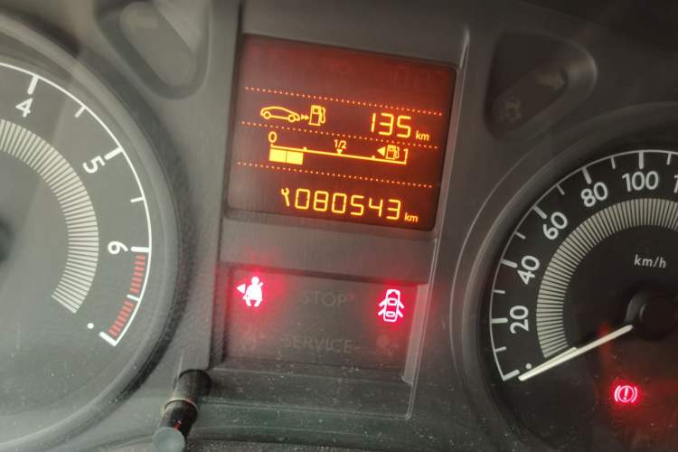 Used Peugeot 301 2014 1.6L Manual Comfort Edition Odometer Close Up