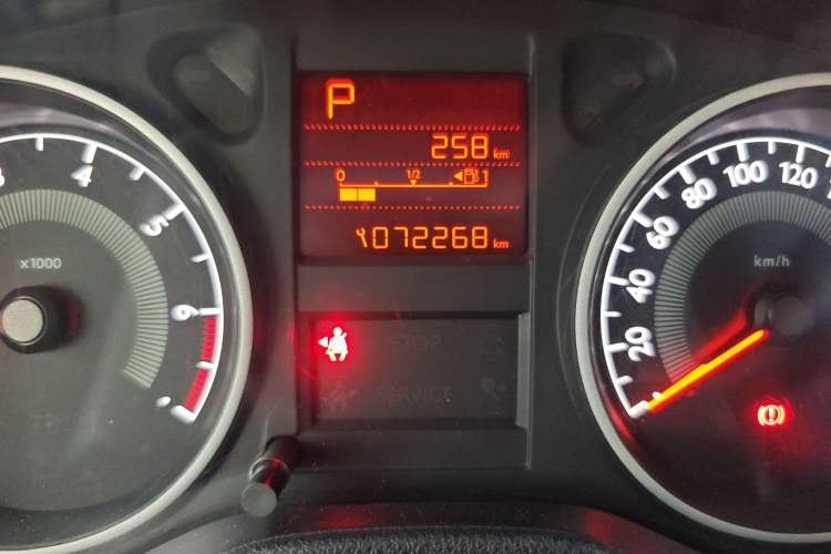 Used Peugeot 301 2014 1.6L Automatic Luxury Edition Odometer Close Up