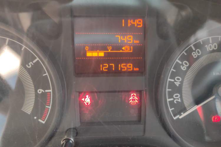 Used Peugeot 301 2014 1.6L Manual Comfort Edition Odometer Close Up