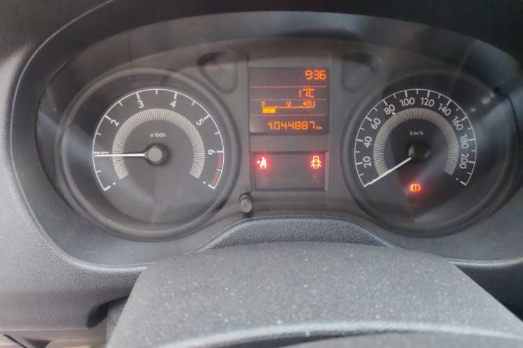 Used Peugeot 301 2014 1.6L Manual Comfort Edition Odometer Close Up