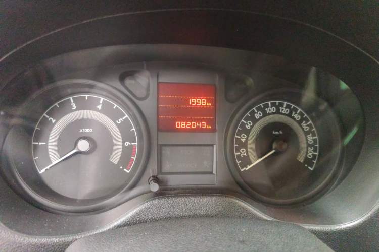 Used Peugeot 301 2014 1.6L Manual Comfort Edition Odometer Close Up