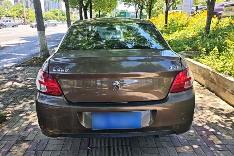 Used Peugeot 301 2014 1.6L Manual Comfort Edition Rear