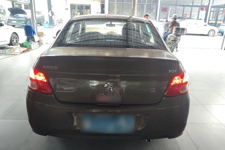 Used Peugeot 301 2014 1.6L Manual Comfort Edition Rear