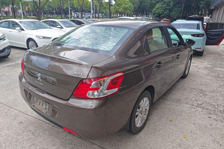 Used Peugeot 301 2014 1.6L Manual Comfort Edition Rear Right 45 Deg