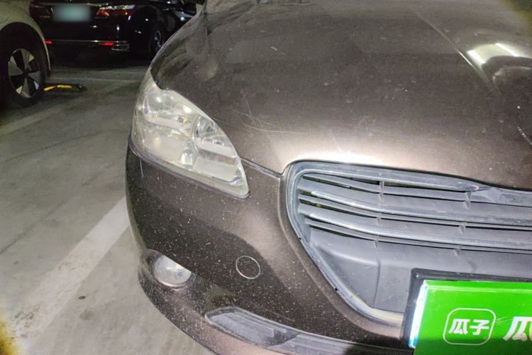Used Peugeot 301 2014 1.6L Manual Comfort Edition CNG Right Front Headlight