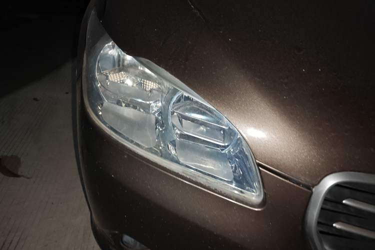 Used Peugeot 301 2014 1.6L Automatic Comfort Edition Right Front Headlight