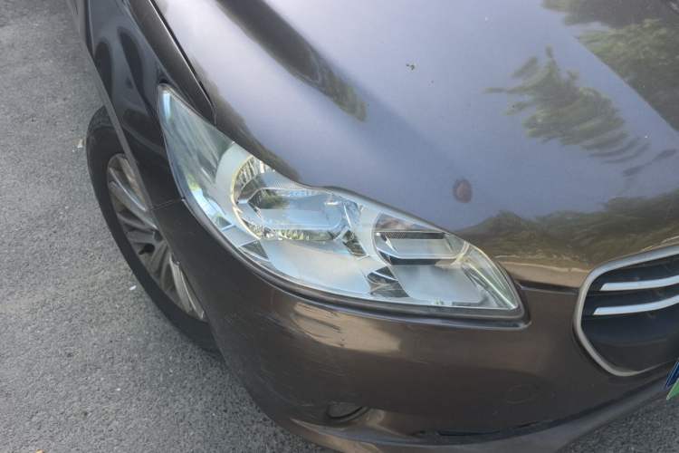 Used Peugeot 301 2014 1.6L Automatic Comfort Edition Right Front Headlight