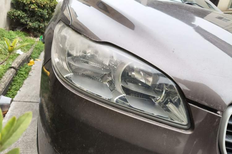 Used Peugeot 301 2014 1.6L Automatic Comfort Edition Right Front Headlight