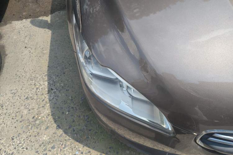Used Peugeot 301 2014 1.6L Automatic Comfort Edition Right Front Headlight