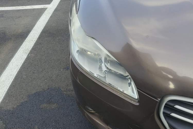 Used Peugeot 301 2014 1.6L Manual Comfort Edition Right Front Headlight