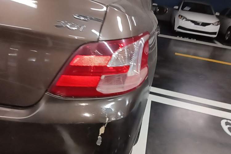 Used Peugeot 301 2014 1.6L Manual Comfort Edition Right Rear Taillight