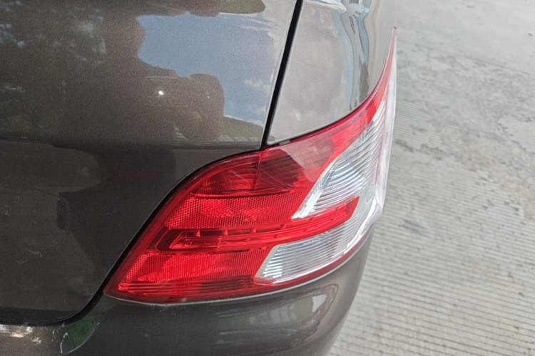 Used Peugeot 301 2014 1.6L Manual Comfort Edition Right Rear Taillight