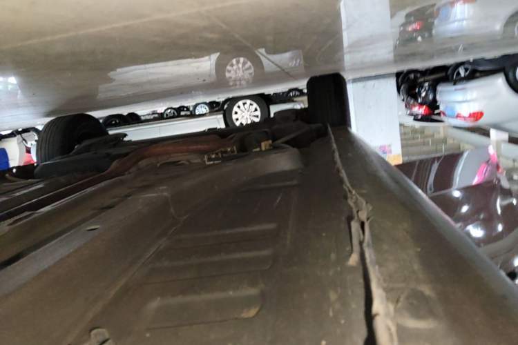 Used Peugeot 301 2014 1.6L Automatic Comfort Edition Right Side Sill
