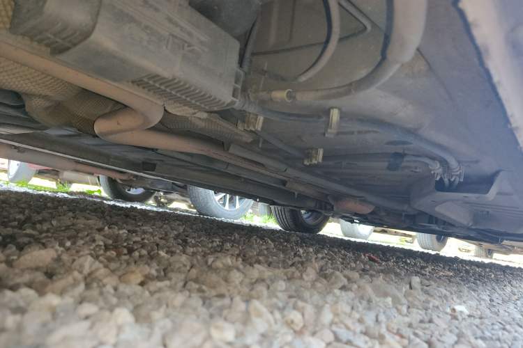 Used Peugeot 301 2014 1.6L Manual Comfort Edition Right Side Sill