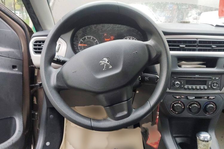 Used Peugeot 301 2014 1.6L Automatic Comfort Edition Steering Wheel