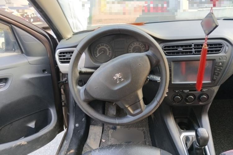 Used Peugeot 301 2014 1.6L Manual Comfort Edition Steering Wheel