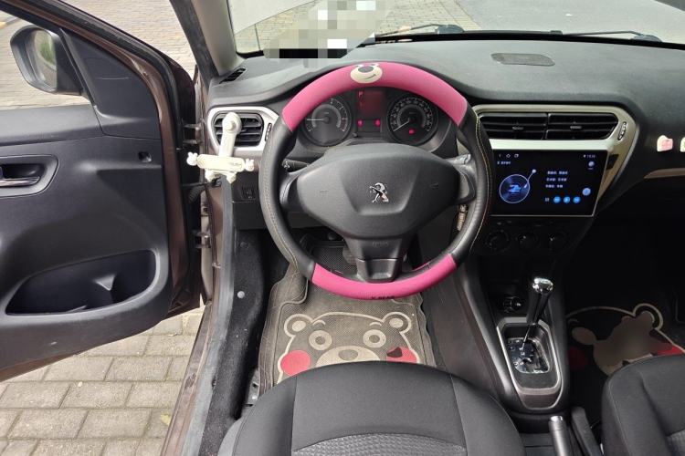 Used Peugeot 301 2014 1.6L Automatic Comfort Edition Steering Wheel