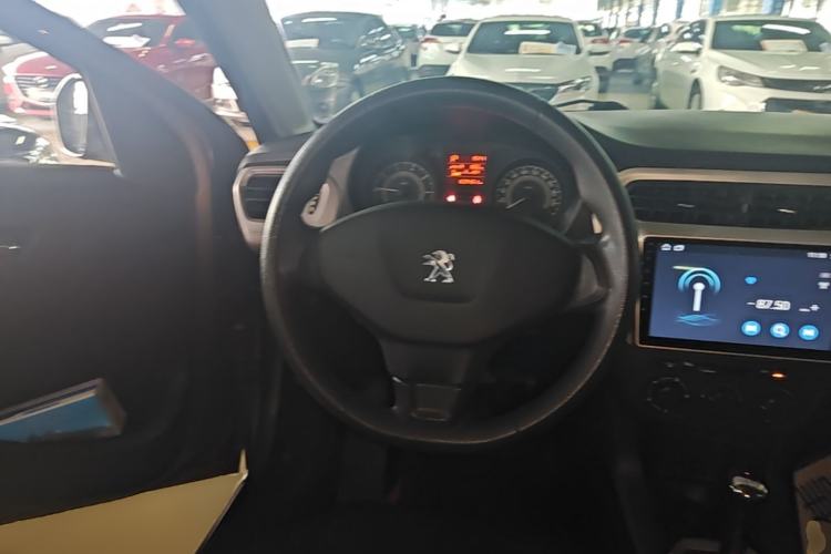 Used Peugeot 301 2014 1.6L Automatic Comfort Edition Steering Wheel