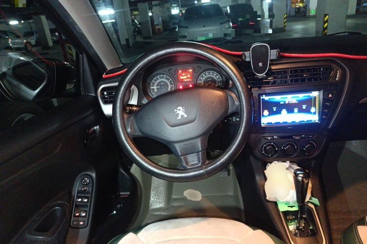 Used Peugeot 301 2014 1.6L Automatic Comfort Edition Steering Wheel