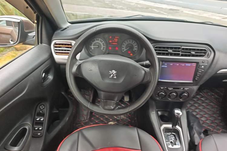 Used Peugeot 301 2014 1.6L Automatic Comfort Edition Steering Wheel