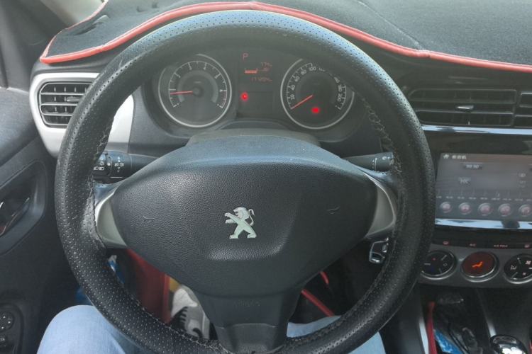 Used Peugeot 301 2014 1.6L Automatic Comfort Edition Steering Wheel