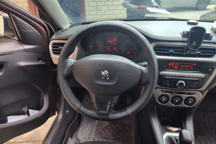 Used Peugeot 301 2014 1.6L Manual Comfort Edition Steering Wheel
