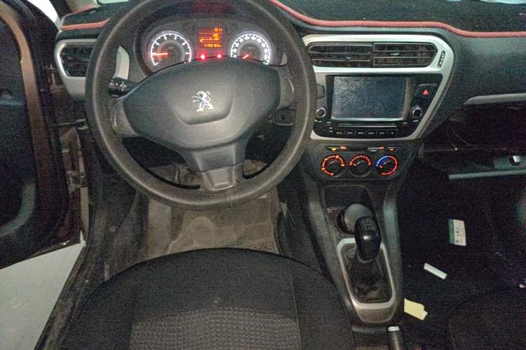 Used Peugeot 301 2014 1.6L Manual Comfort Edition Steering Wheel