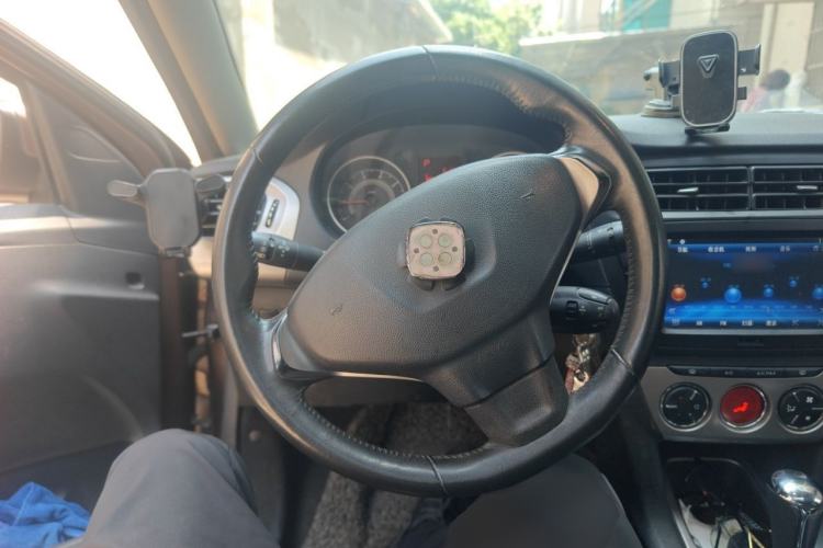 Used Peugeot 301 2014 1.6L Automatic Luxury Edition Steering Wheel