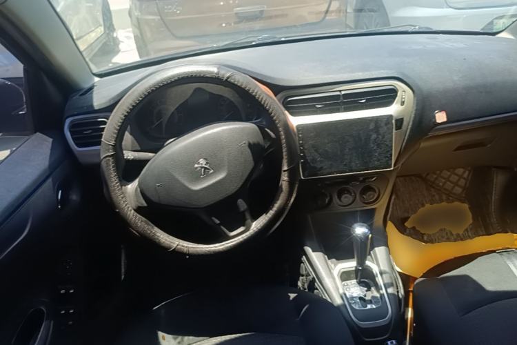 Used Peugeot 301 2014 1.6L Automatic Comfort Edition Steering Wheel