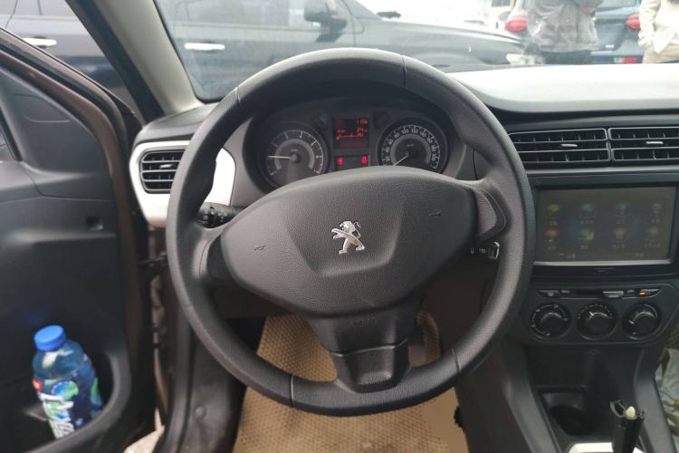 Used Peugeot 301 2014 1.6L Automatic Comfort Edition Steering Wheel