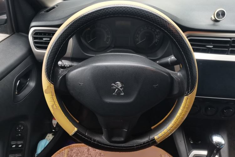 Used Peugeot 301 2014 1.6L Automatic Comfort Edition Steering Wheel