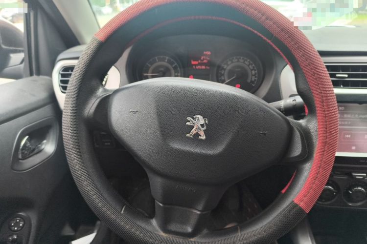 Used Peugeot 301 2014 1.6L Manual Comfort Edition Steering Wheel