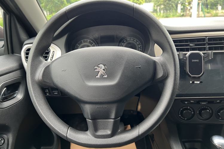 Used Peugeot 301 2014 1.6L Automatic Comfort Edition Steering Wheel