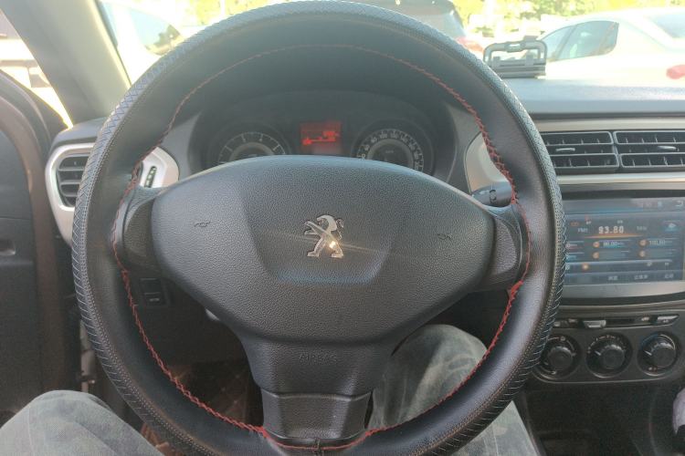 Used Peugeot 301 2014 1.6L Manual Comfort Edition Steering Wheel