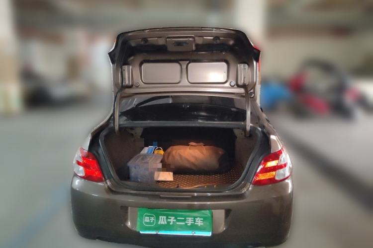 Used Peugeot 301 2014 1.6L Automatic Luxury Edition Trunk