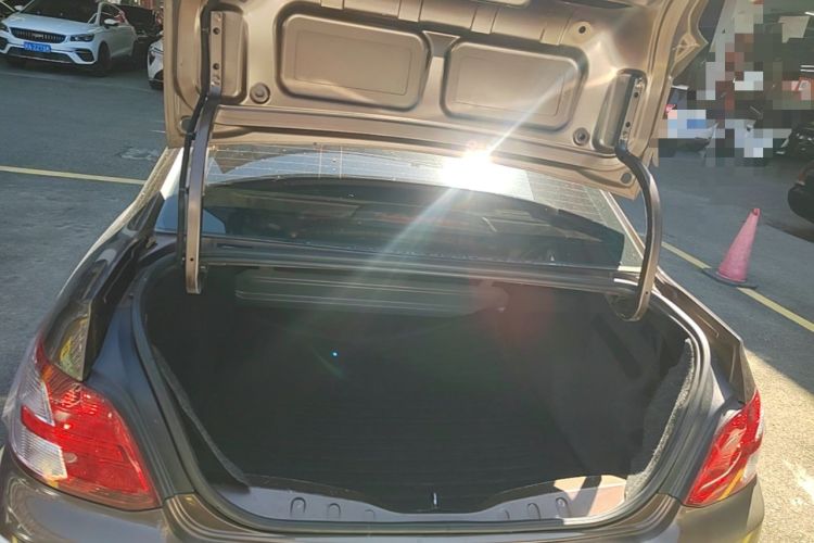 Used Peugeot 301 2014 1.6L Automatic Comfort Edition Trunk