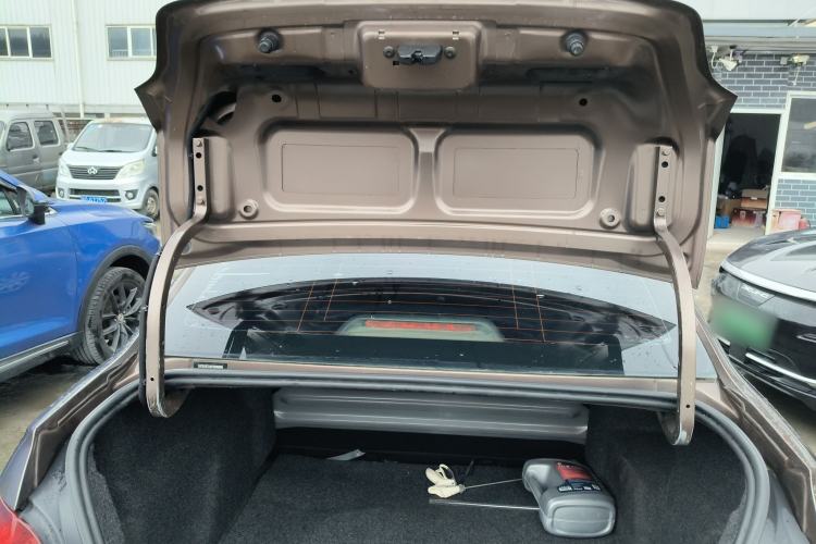 Used Peugeot 301 2014 1.6L Manual Comfort Edition Trunk